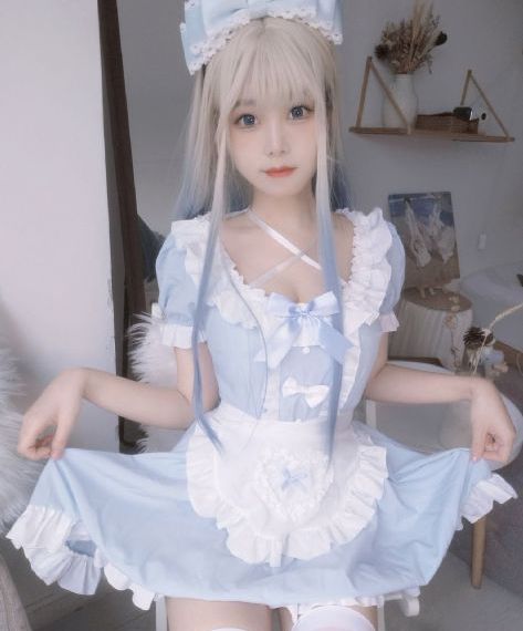 坏了，我被美女包围了
