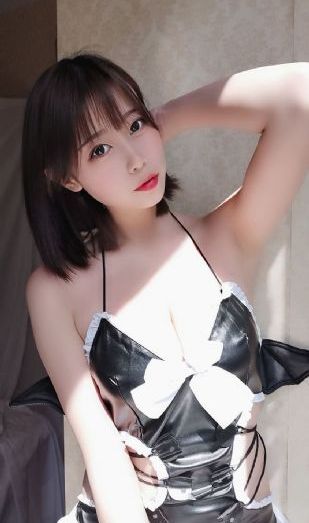 牌坊下的女人