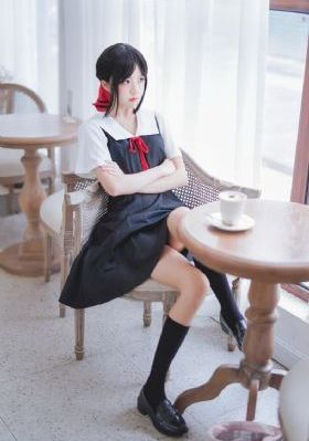 好女孩的谋杀调查指南